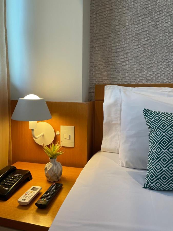 Flat Iate Clube Home Experience Praia Do Canto วิตอเรีย ภายนอก รูปภาพ