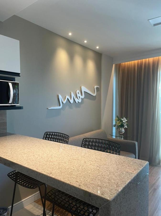 Flat Iate Clube Home Experience Praia Do Canto วิตอเรีย ภายนอก รูปภาพ