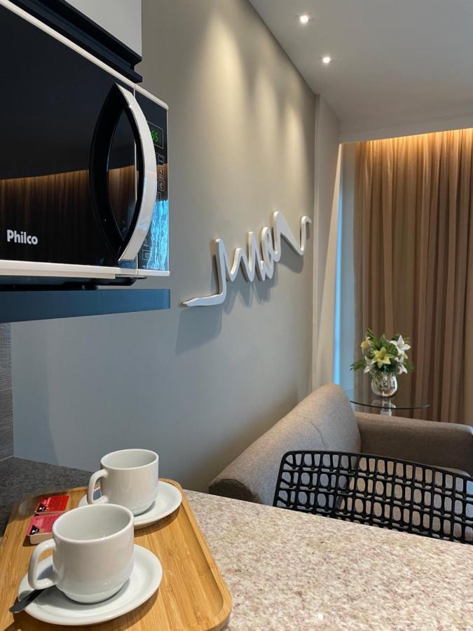 Flat Iate Clube Home Experience Praia Do Canto วิตอเรีย ภายนอก รูปภาพ