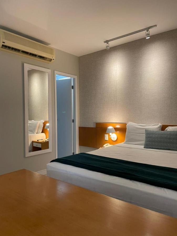 Flat Iate Clube Home Experience Praia Do Canto วิตอเรีย ภายนอก รูปภาพ