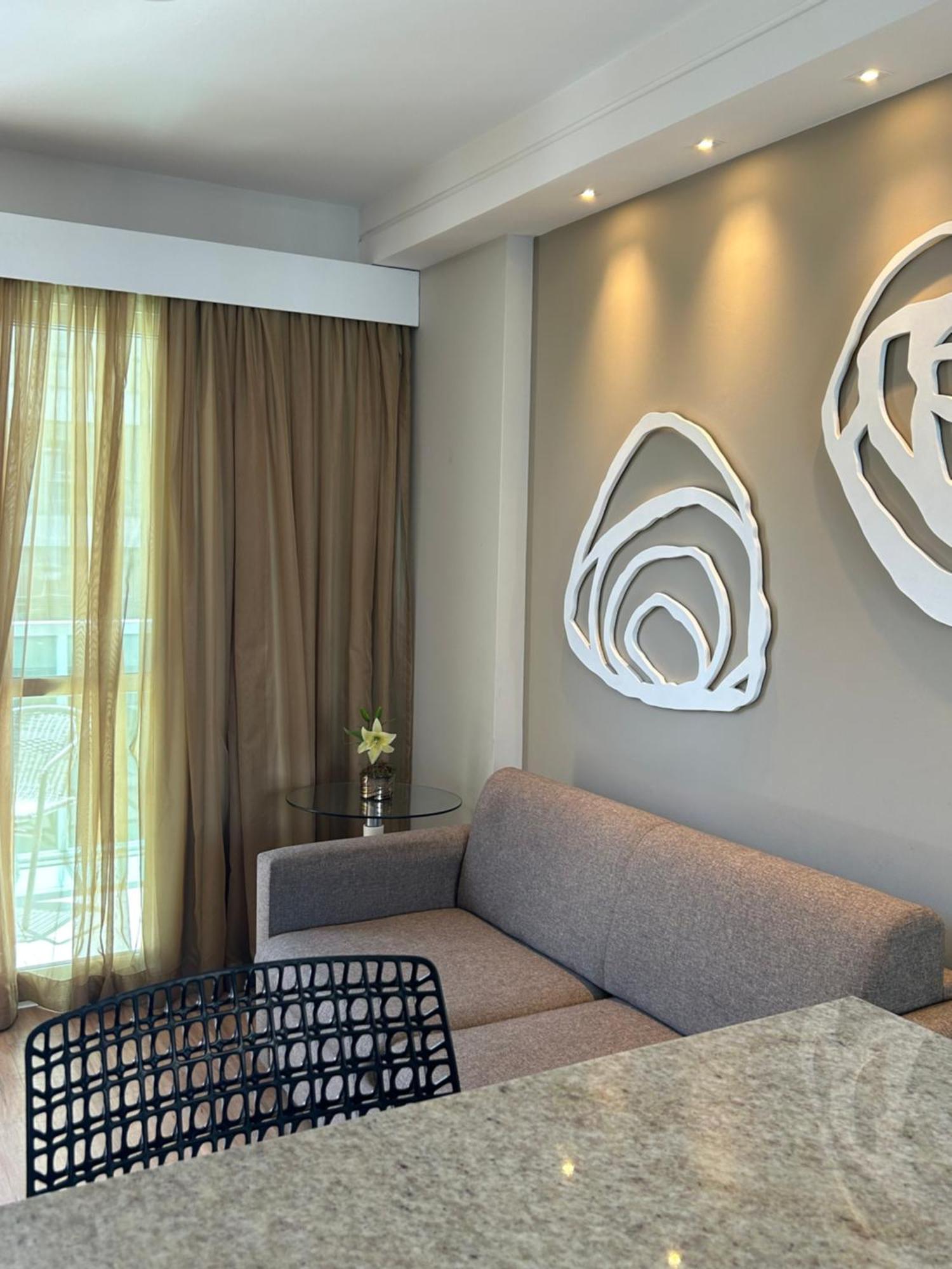 Flat Iate Clube Home Experience Praia Do Canto วิตอเรีย ภายนอก รูปภาพ